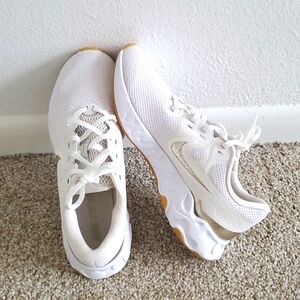 Womens New Nike Renew White 10.5 Shoes